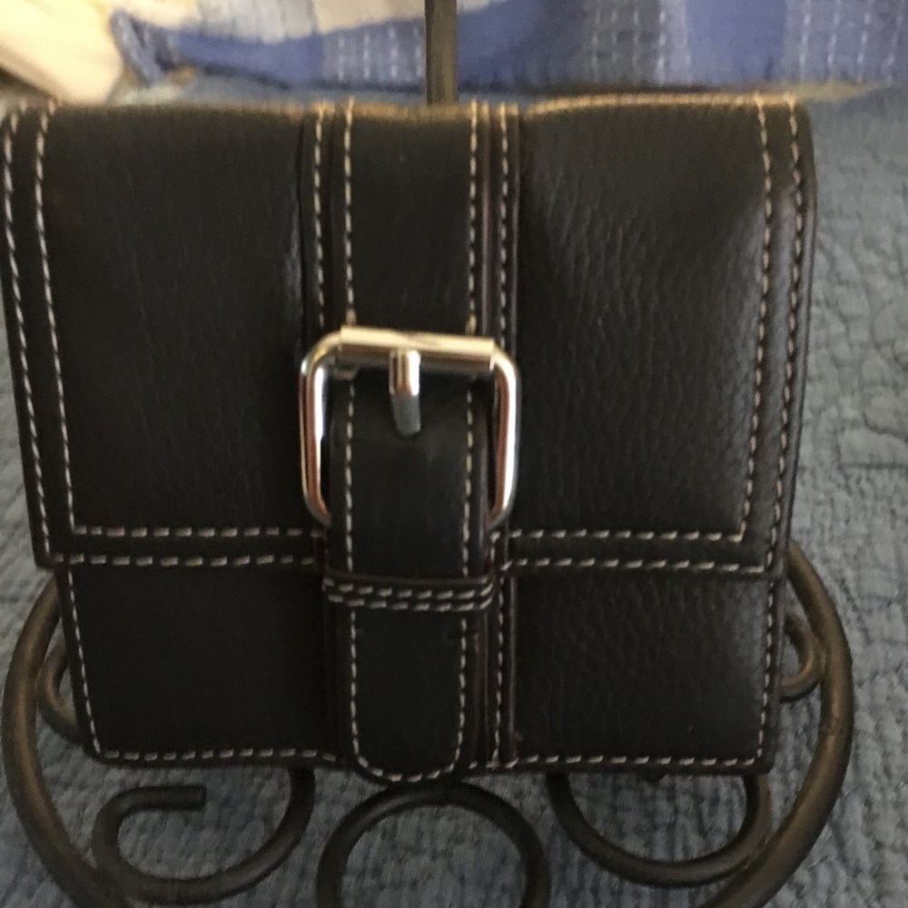 Fossil Wallet - image 1